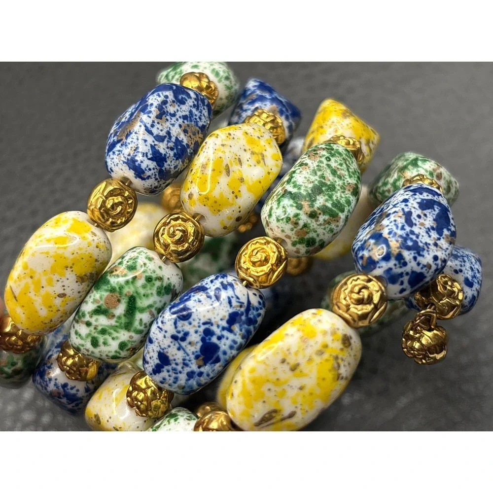 Vintage Speckled Beaded Bracelet Blue Yellow Green Rose Spacer Gold Tone